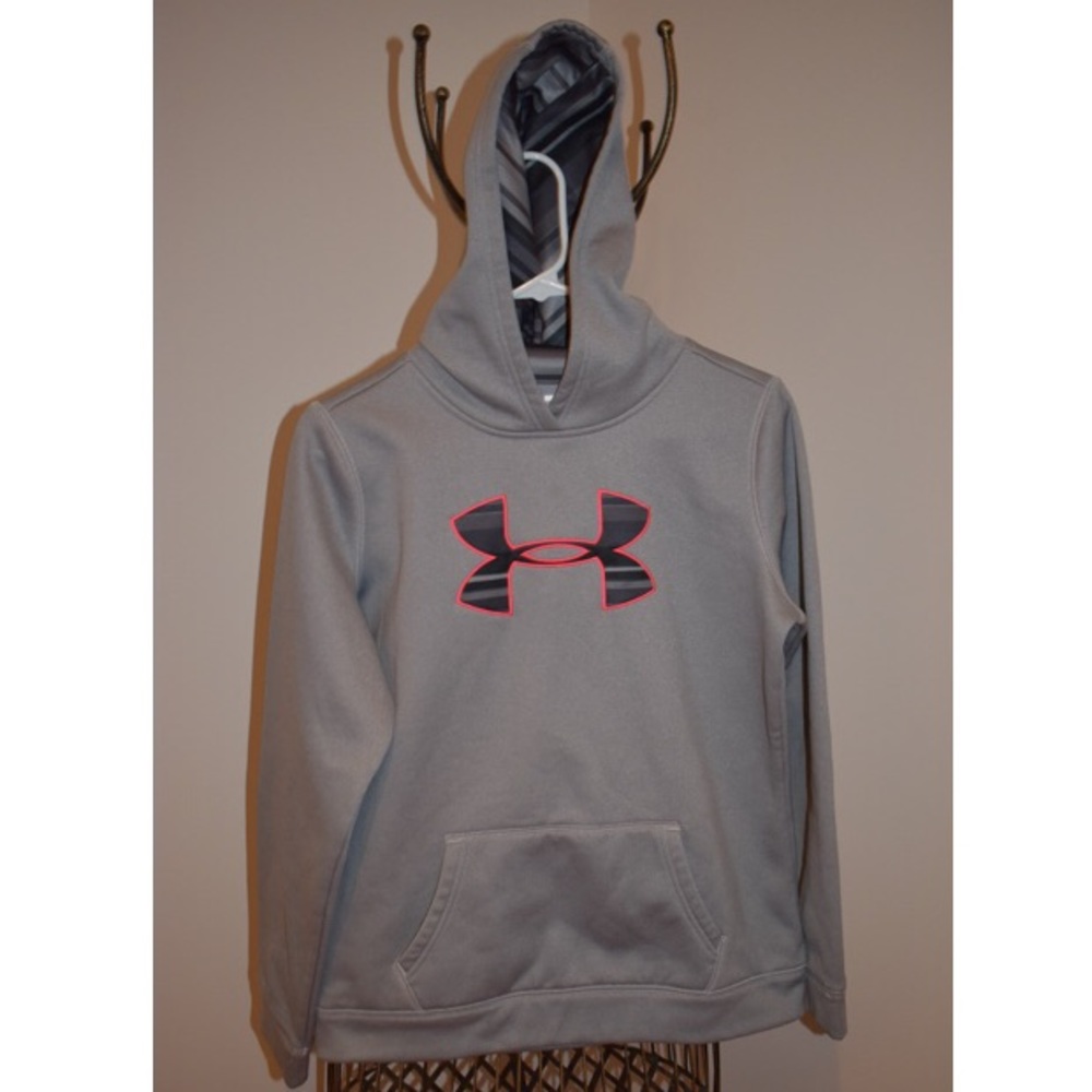 Under Armor Sweatshirt
